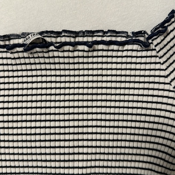 Zara off the shoulder top - Picture 2 of 3